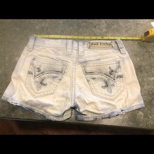 27 Julieya Rock Revival shorts